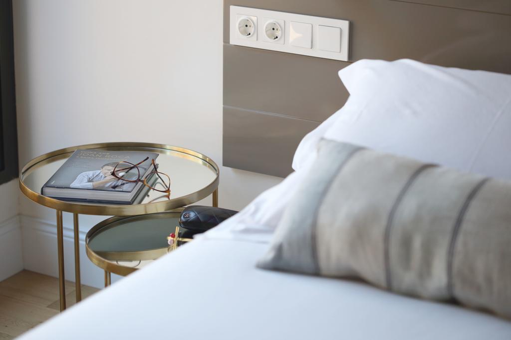 Apartaments Placa Del VI خيرونا المظهر الخارجي الصورة