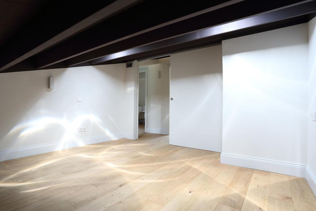 Apartaments Placa Del VI خيرونا المظهر الخارجي الصورة