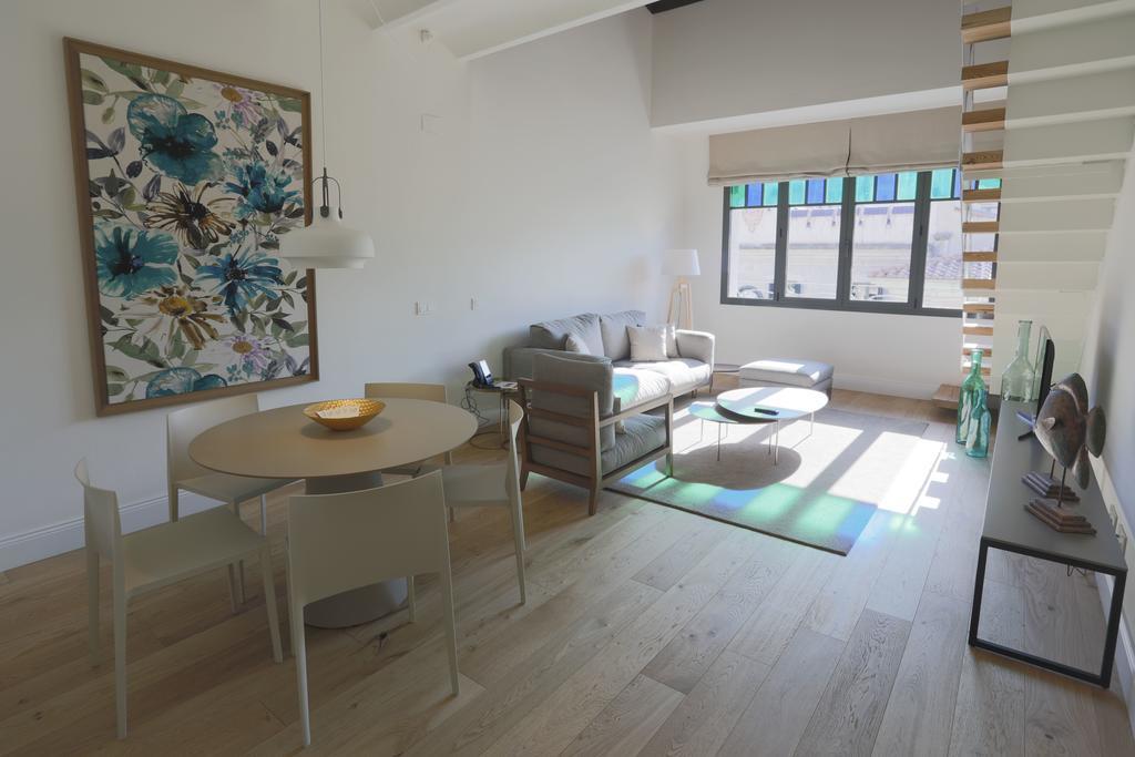 Apartaments Placa Del VI خيرونا المظهر الخارجي الصورة