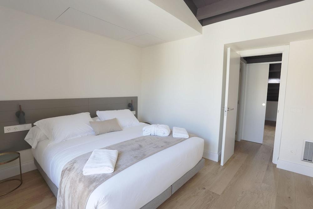 Apartaments Placa Del VI خيرونا المظهر الخارجي الصورة